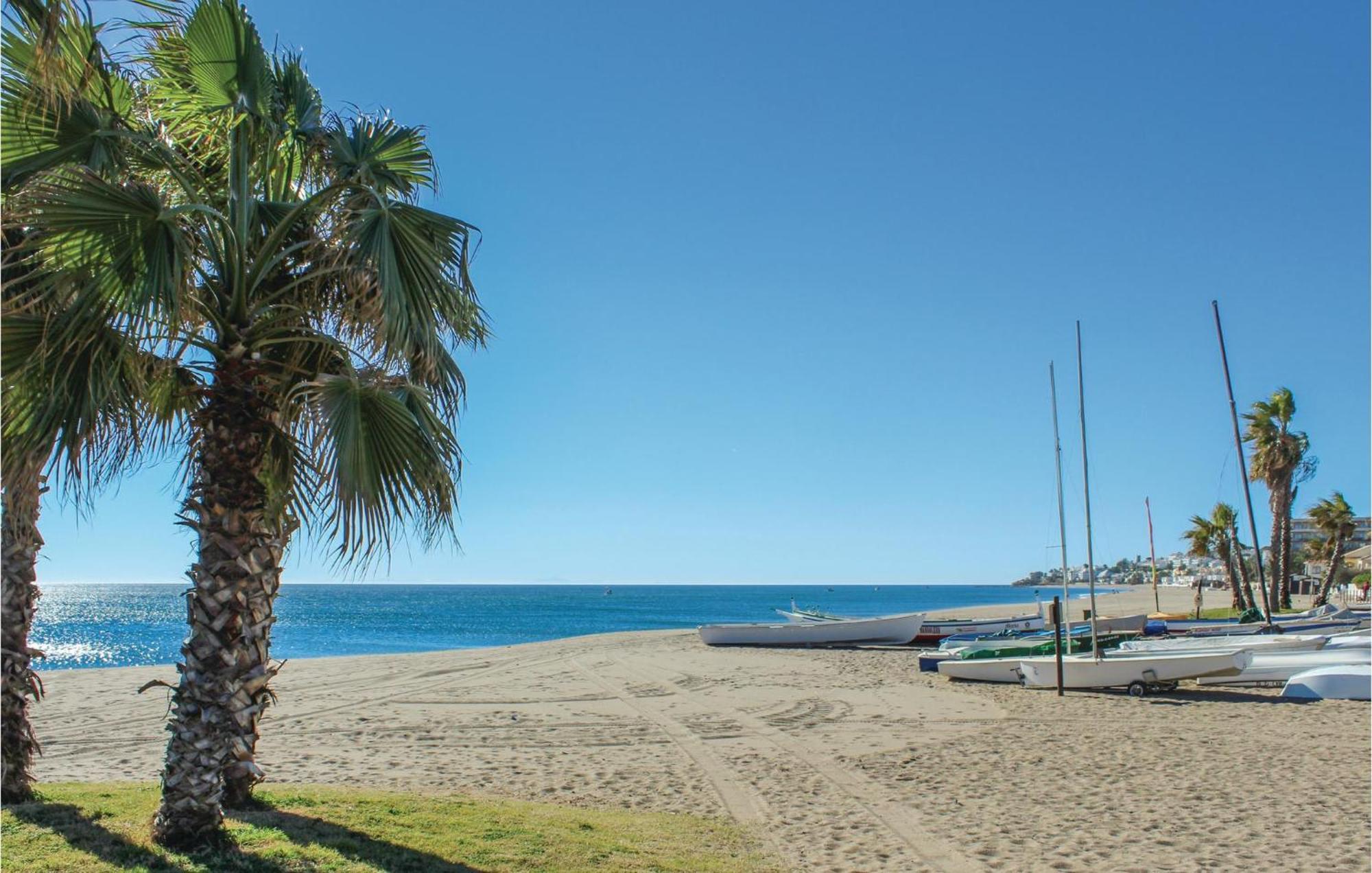 Gorgeous Apartment In Urb El Chaparral With Wifi La Cala De Mijas Ngoại thất bức ảnh